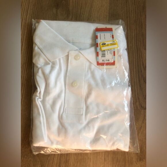 📳 Cat & Jack | NEW white top - Picture 1 of 3